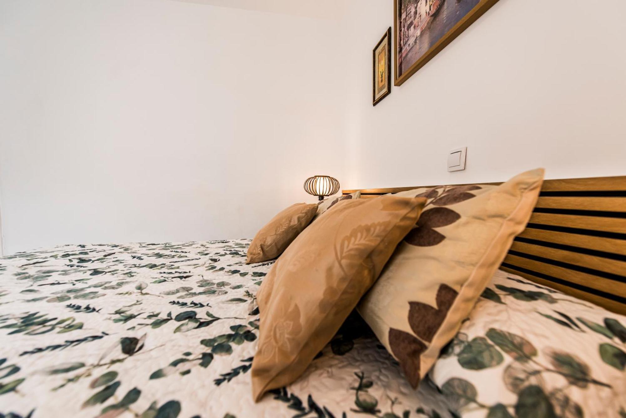 Apartment Encantador En Barajas By Bebalmy