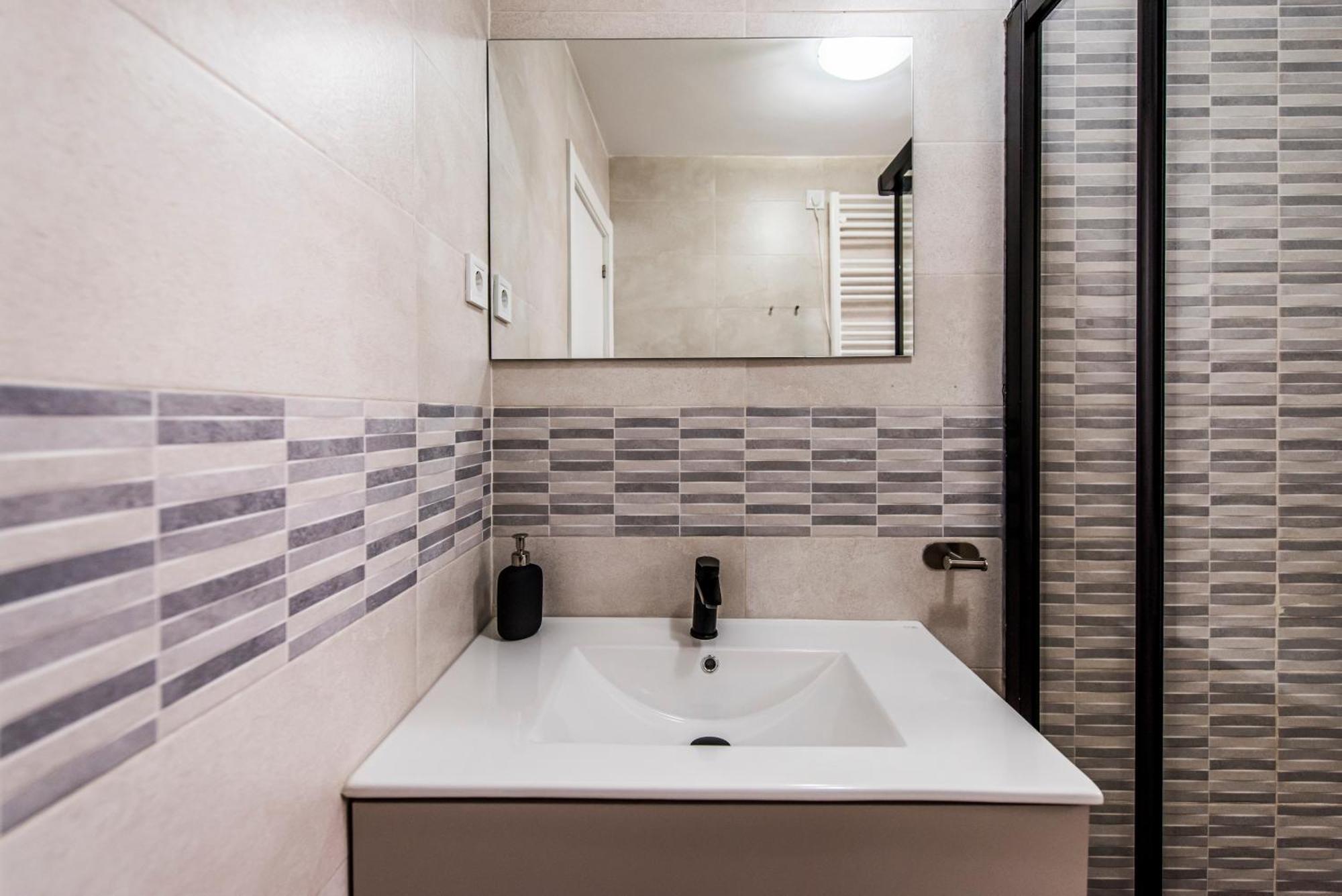 Apartment Encantador En Barajas By Bebalmy *