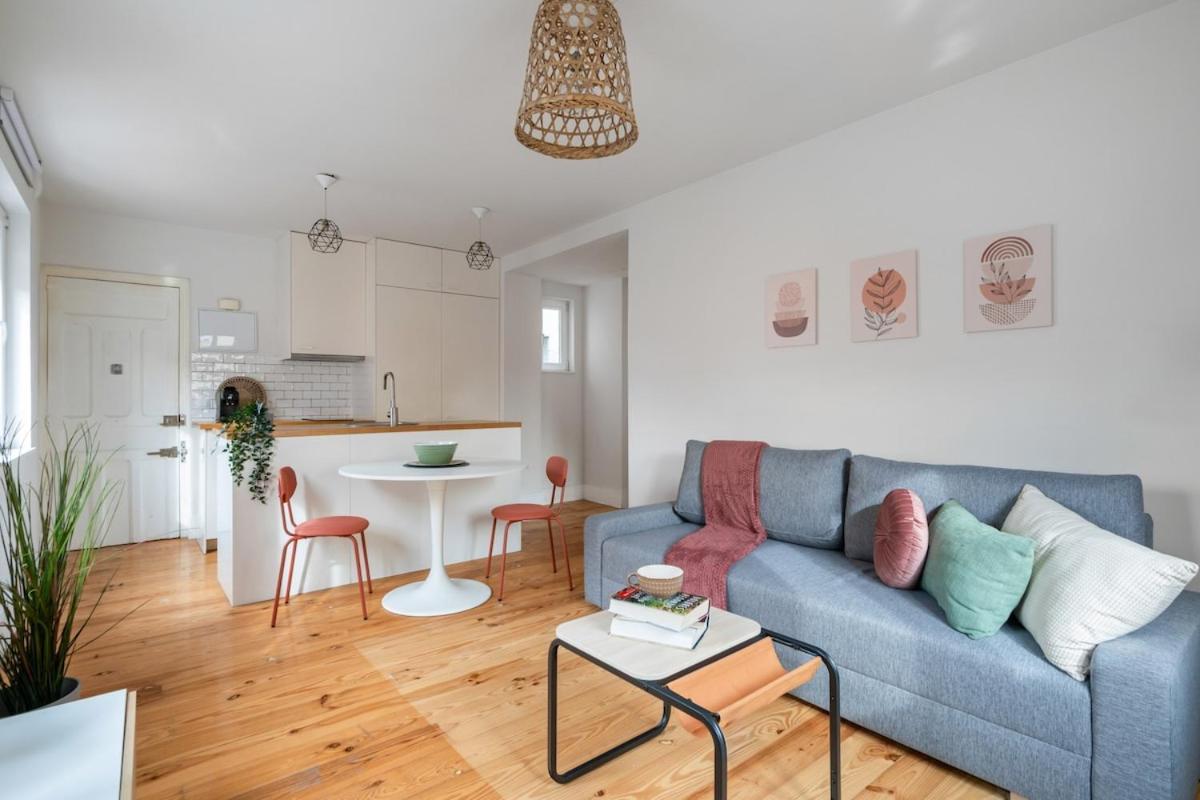 And Bright In Puerta Del Angel - Cabello Apartment *