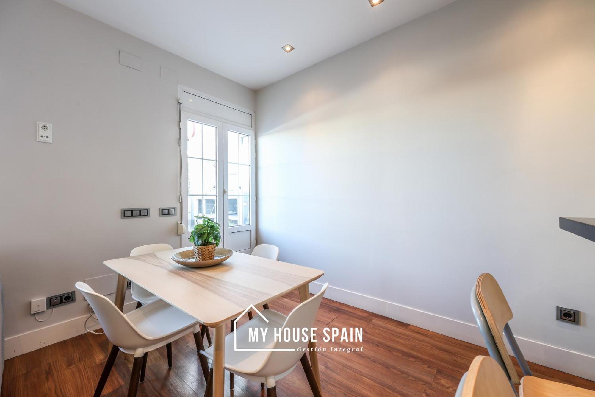 Myhousespain - Luminoso Piso Con Terraza * Madrid