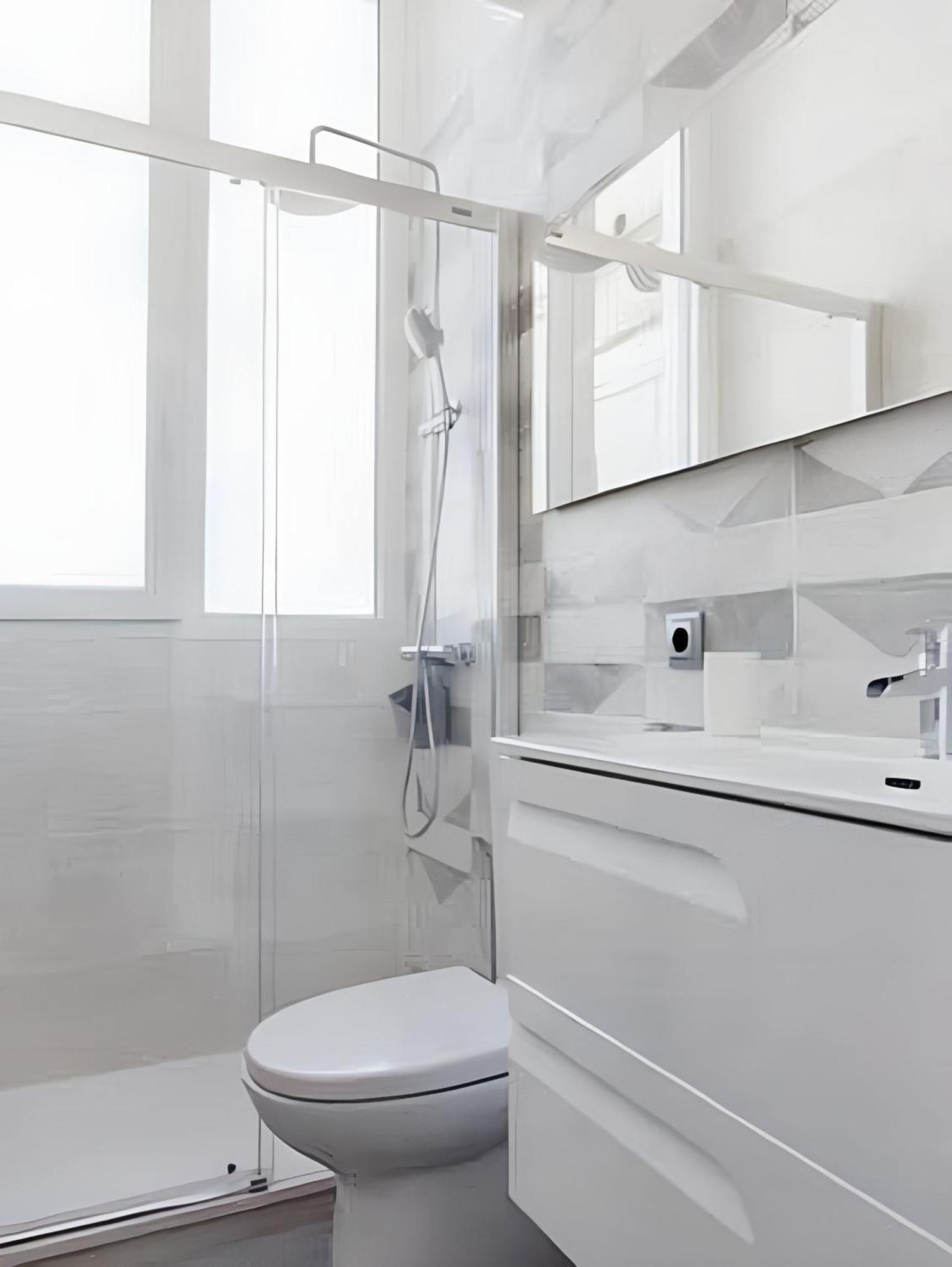 Elegant In The Heart Of 100m² With Parking Apartment Madrid