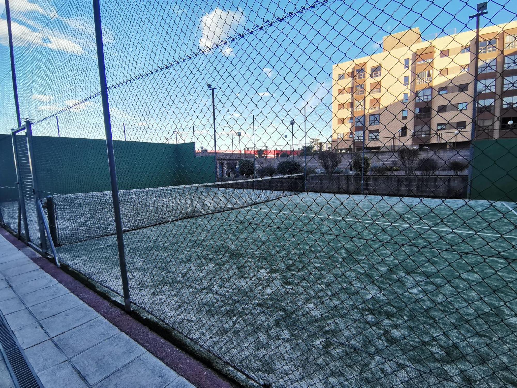 Con Garaje Y Gimnasio
