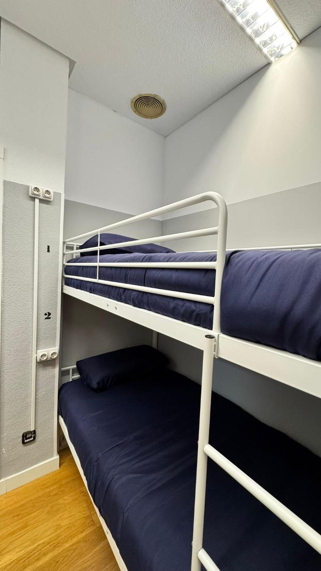 Hostel Puerta Del Angel Madrid