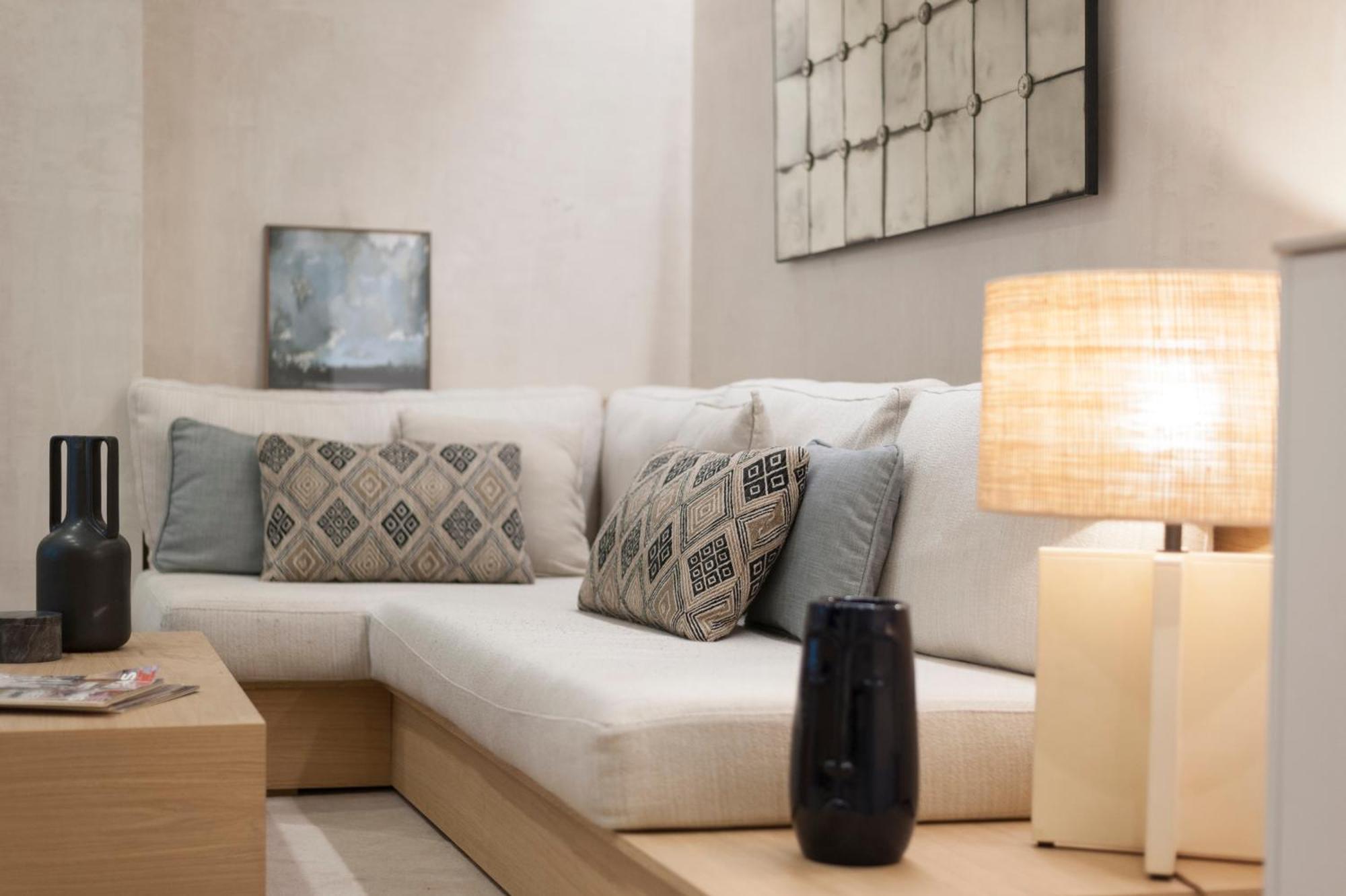 Luxury Design Quevedo-neptuno Apartment