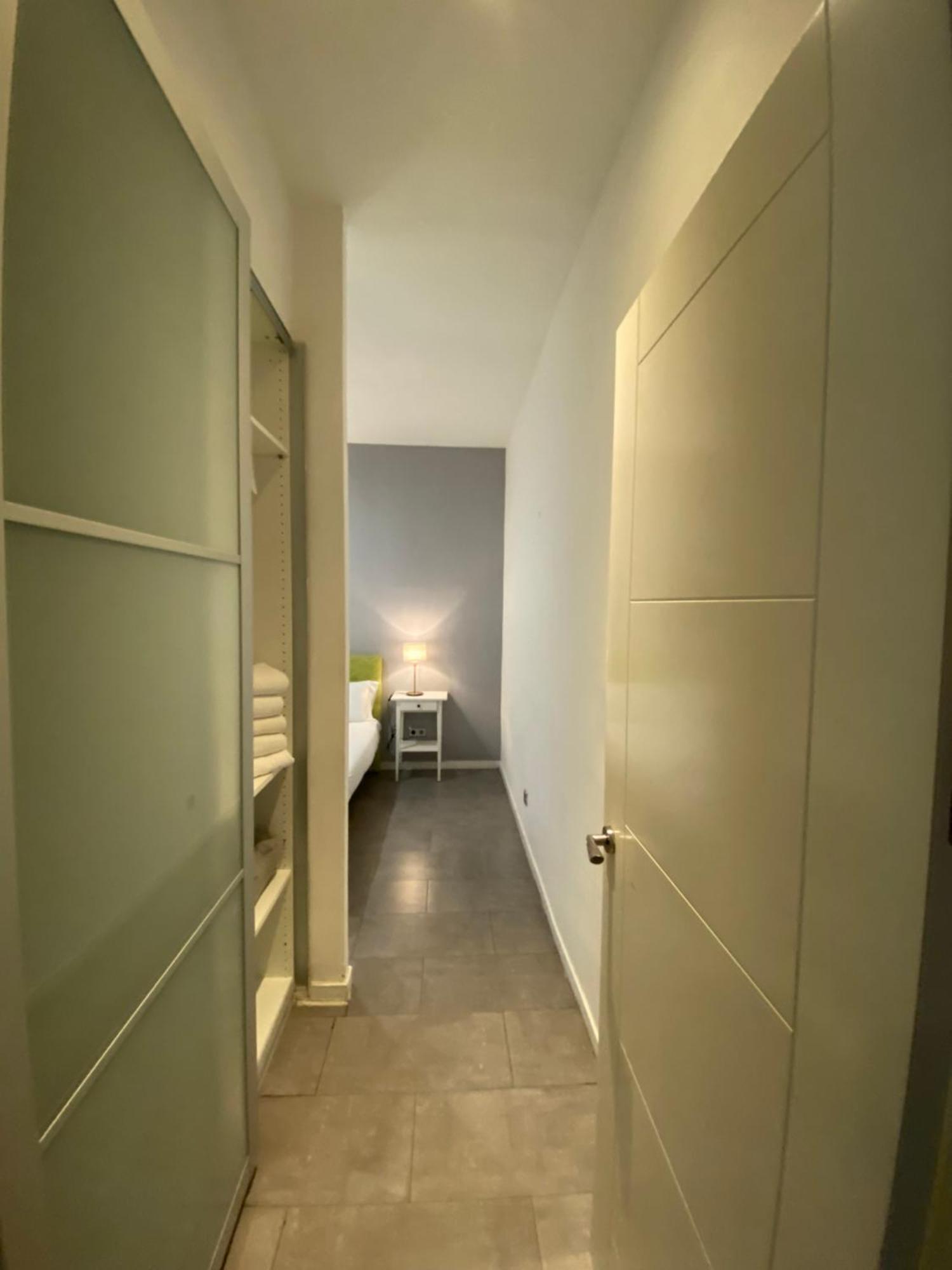 Sixrooms Plaza Mayor 4*