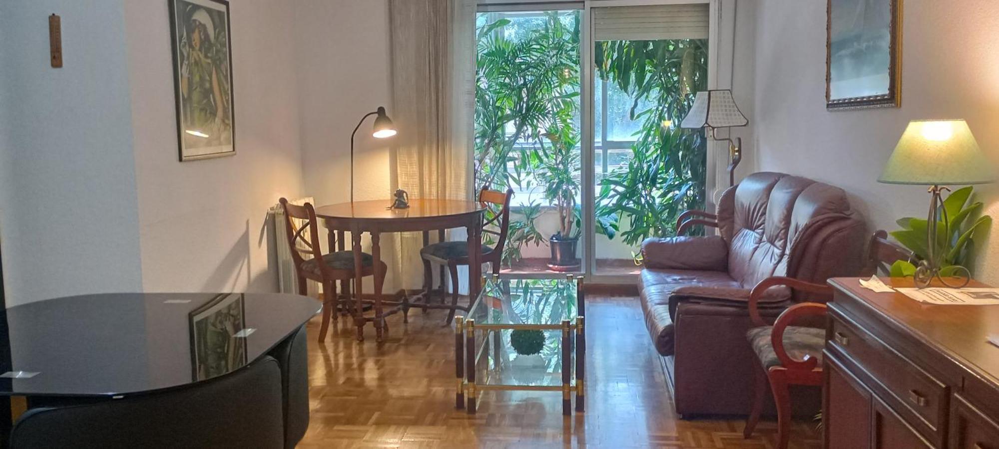 2 Bedroom Apartment *