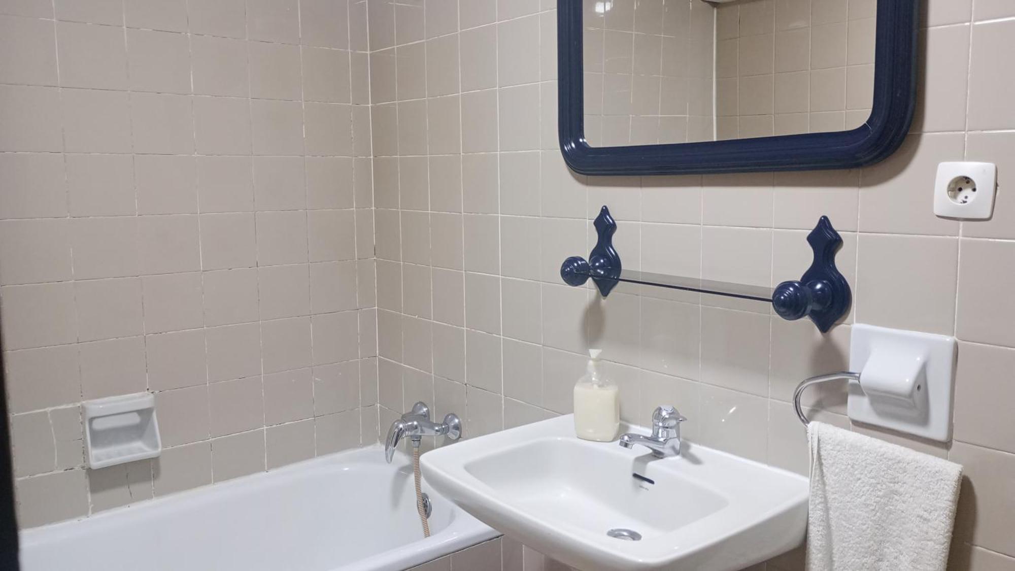 Apartment 2 Bedroom Madrid