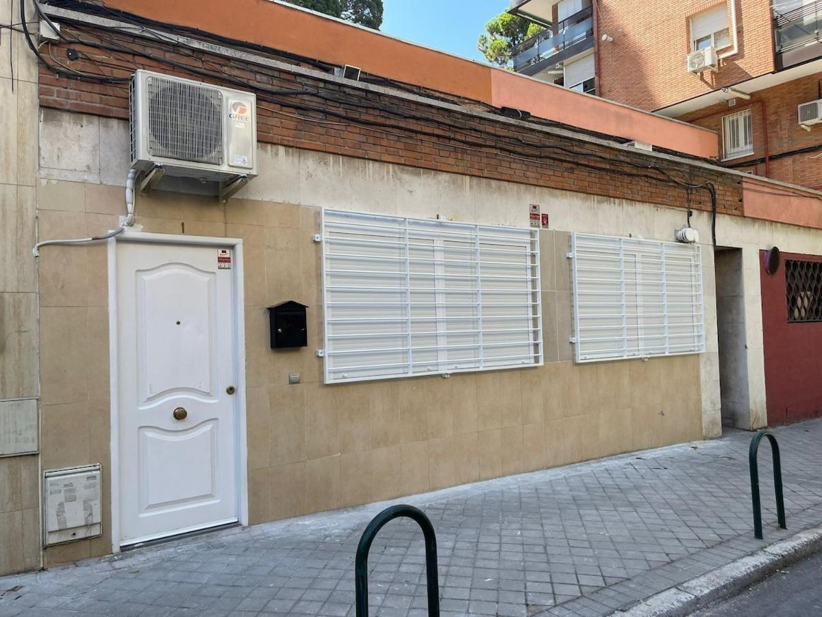 M3 Loft Privado 2 Personas Apartment Madrid