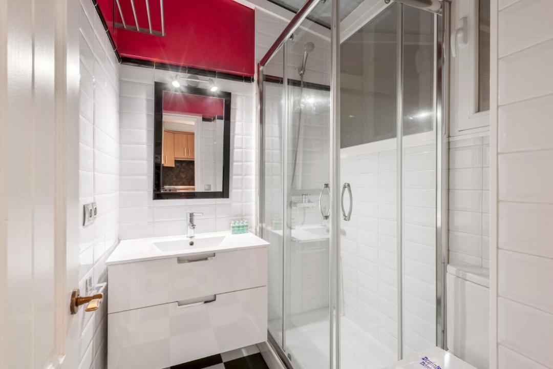 2 Bedrooms 1 Bathroom Furnished - Lavapies - Bright Modern - Mintystay Madrid
