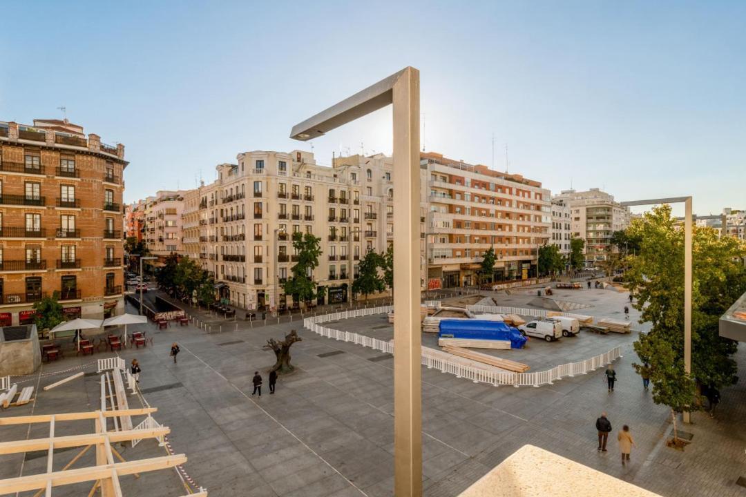 3 Bedrooms 3 Bathrooms Furnished - Salamanca - Modern And Bright - Mintystay Apartment