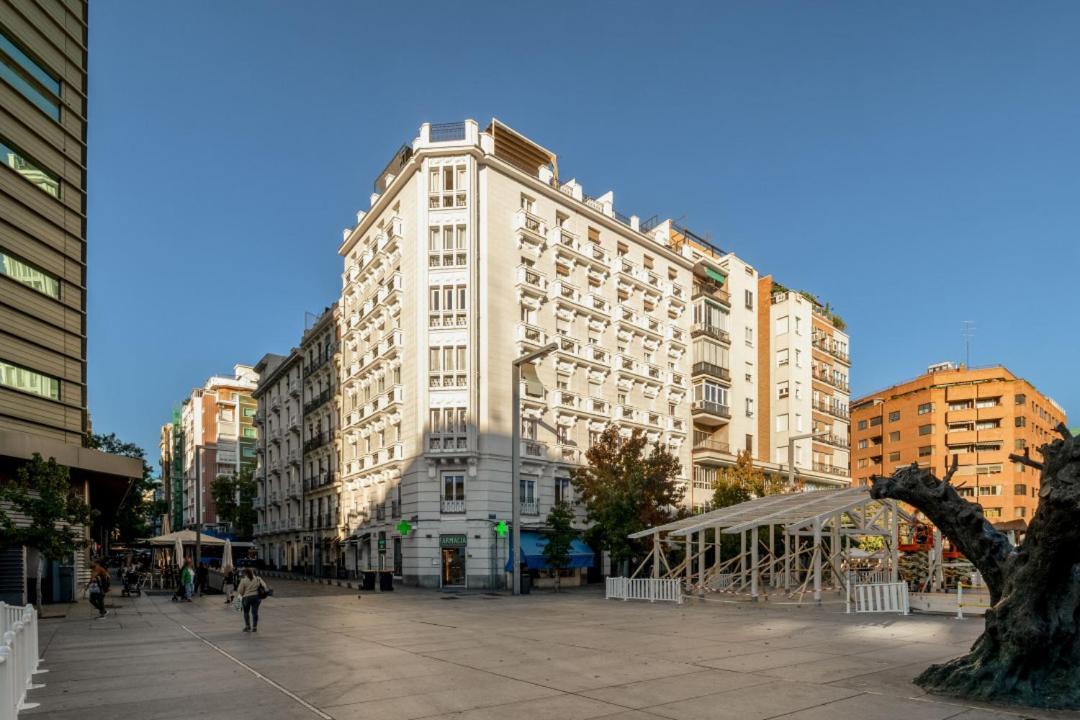 Apartment 3 Bedrooms 3 Bathrooms Furnished - Salamanca - Modern And Bright - Mintystay