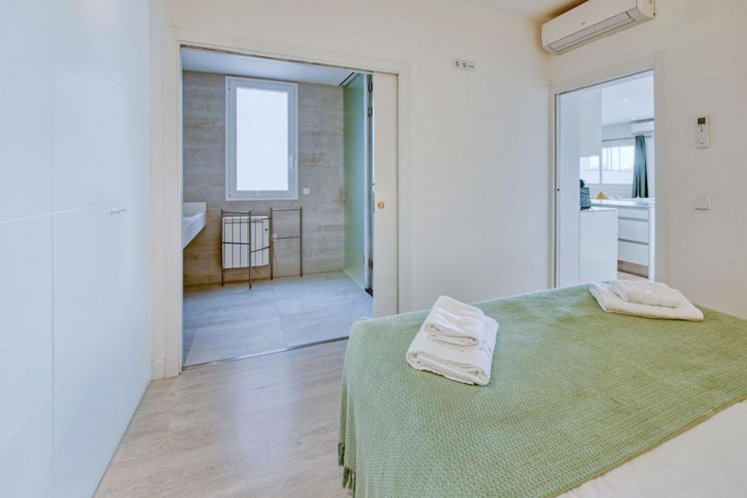 1 Bedroom 1 Bathroom Furnished - Salamanca - Stylish Wterrace - Mintystay Apartment