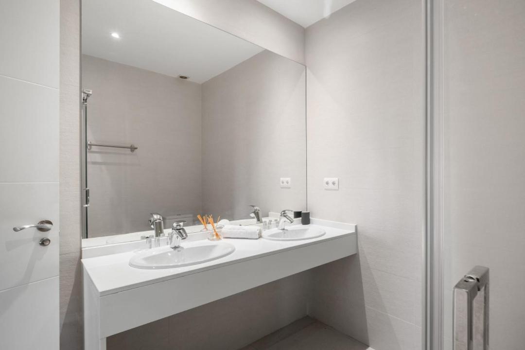 Apartment 4 Bedrooms 2 Bathrooms Furnished - Salamanca - Largue - Mintystay