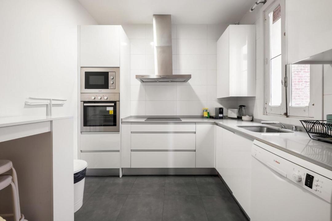 4 Bedrooms 2 Bathrooms Furnished - Salamanca - Largue - Mintystay Apartment Madrid