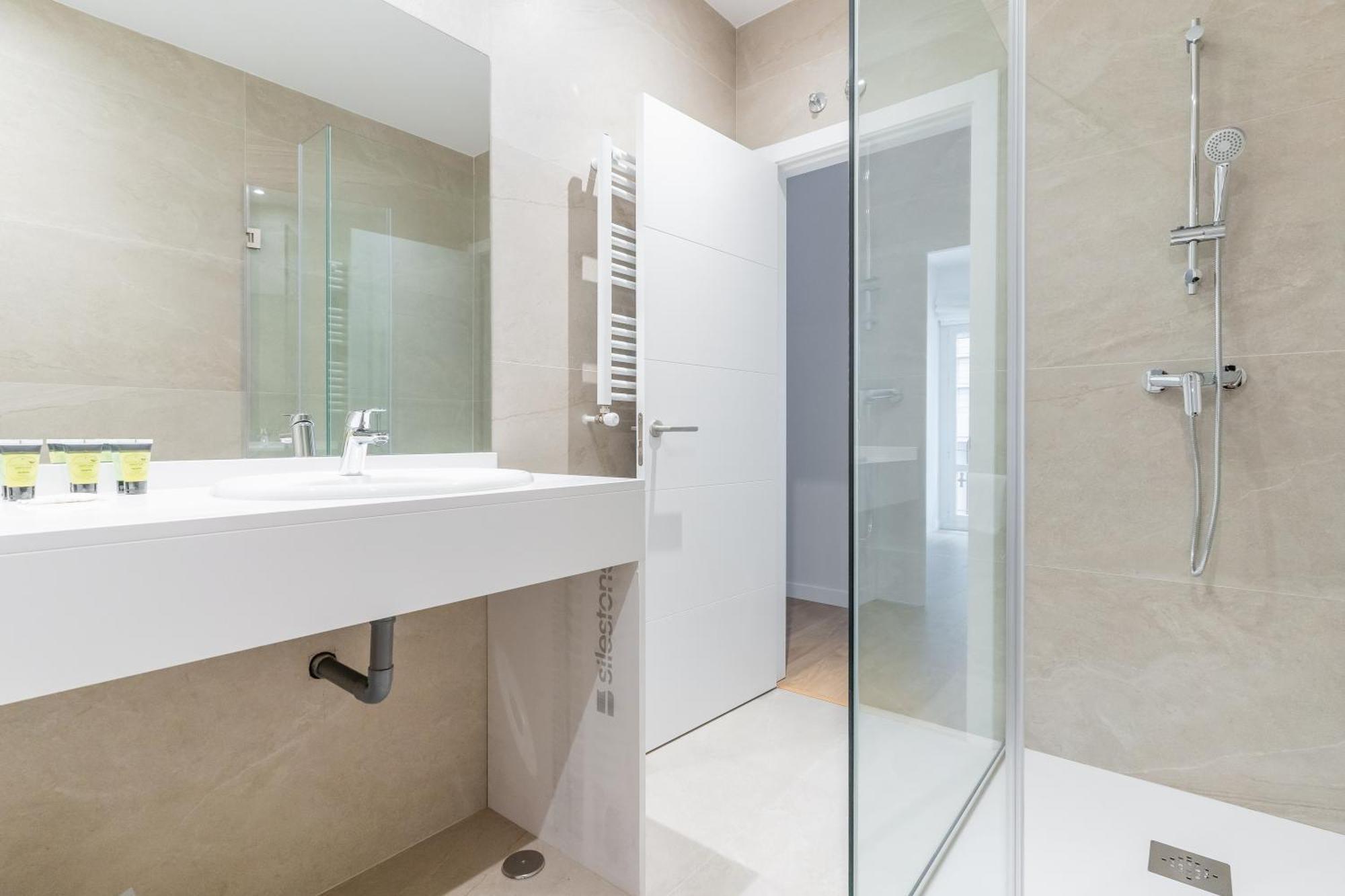 Stylish -4bedrooms 2bathrooms-salamanca * Madrid