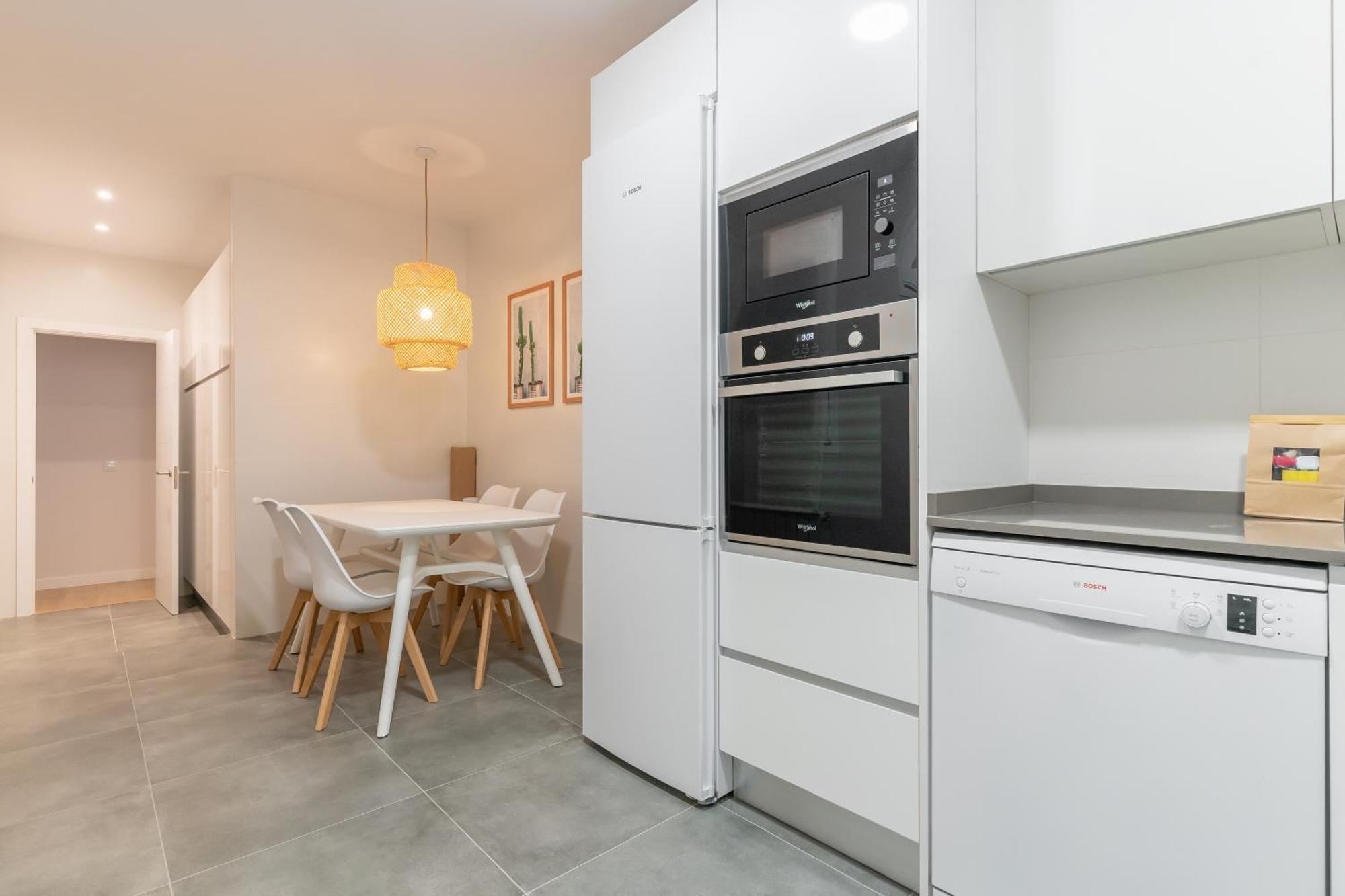 Stylish -4bedrooms 2bathrooms-salamanca