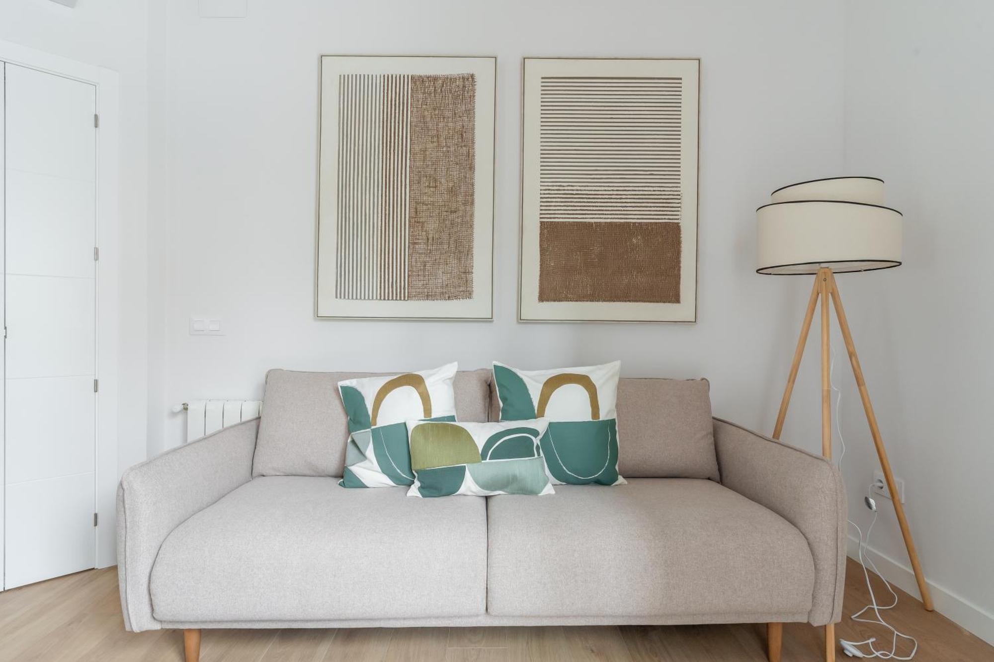 Stylish -4bedrooms 2bathrooms-salamanca Apartment *