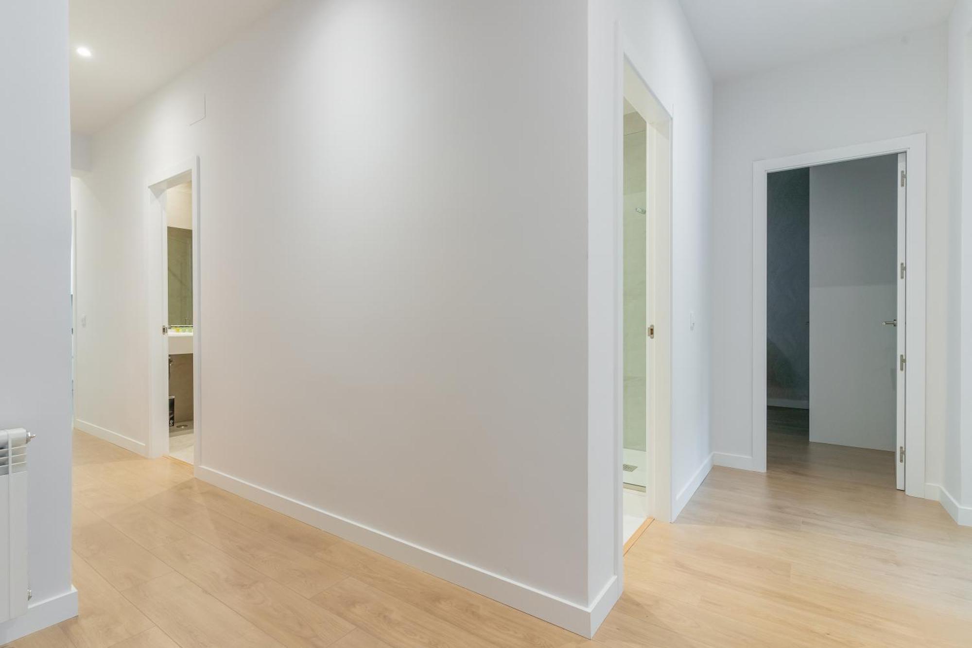 Renovated Modern -4 Bedrooms 2baths-salamanca Madrid