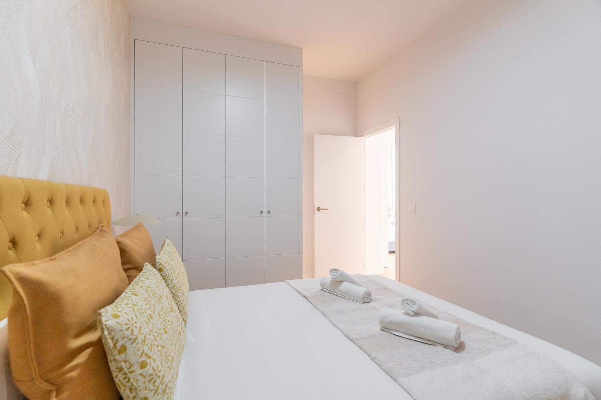 Renovated Modern -4 Bedrooms 2baths-salamanca *