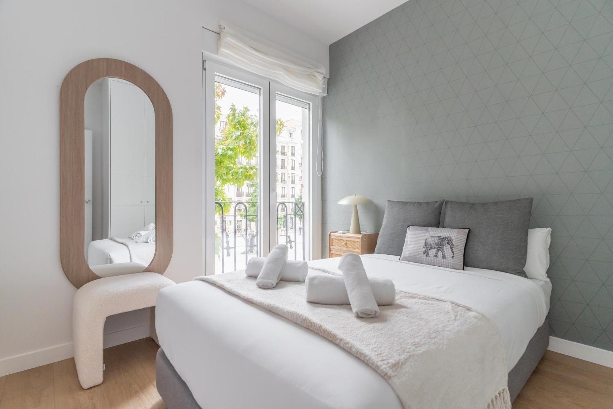 Renovated Modern -4 Bedrooms 2baths-salamanca * Madrid