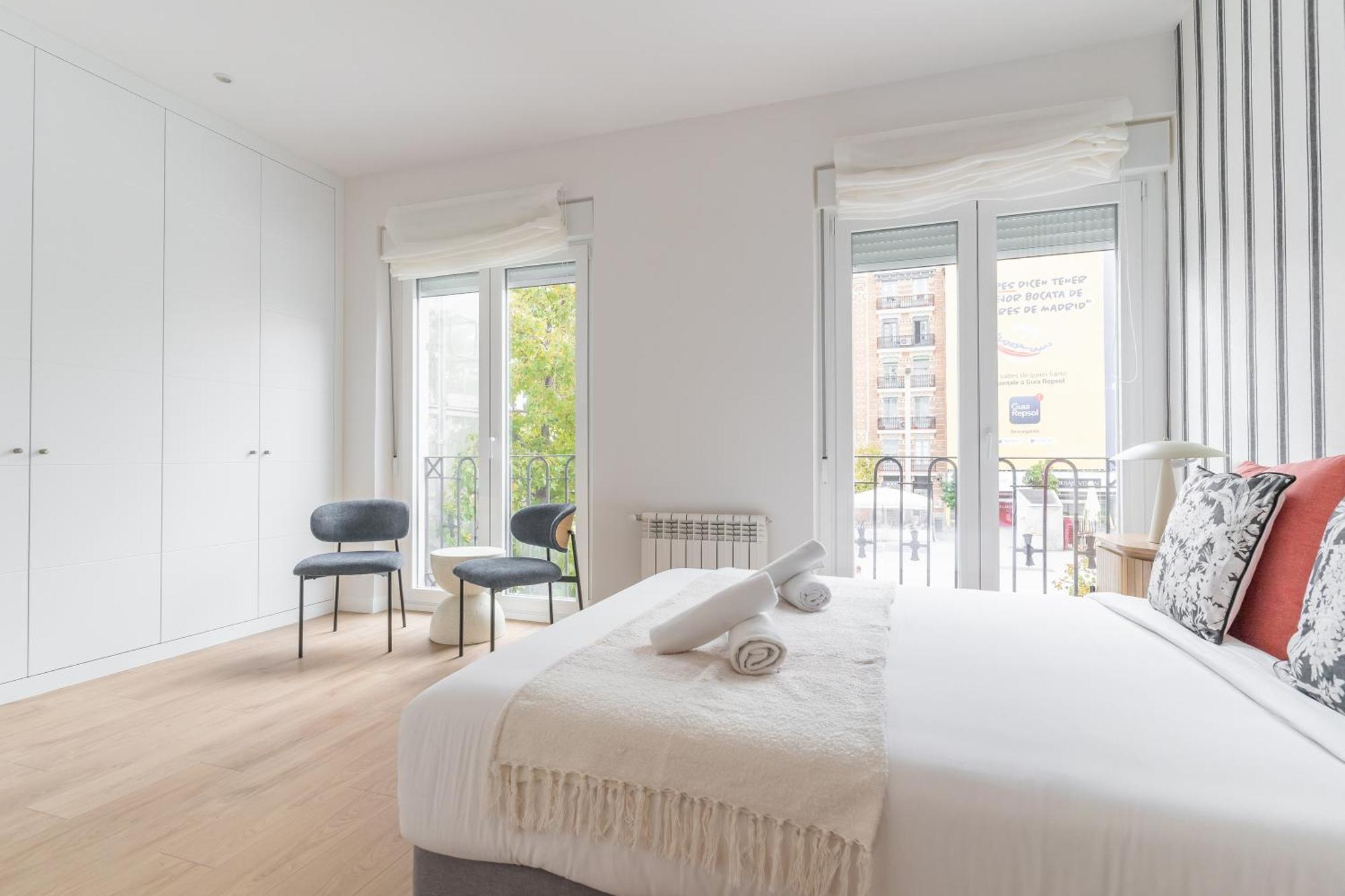 Renovated Modern -4 Bedrooms 2baths-salamanca * Madrid