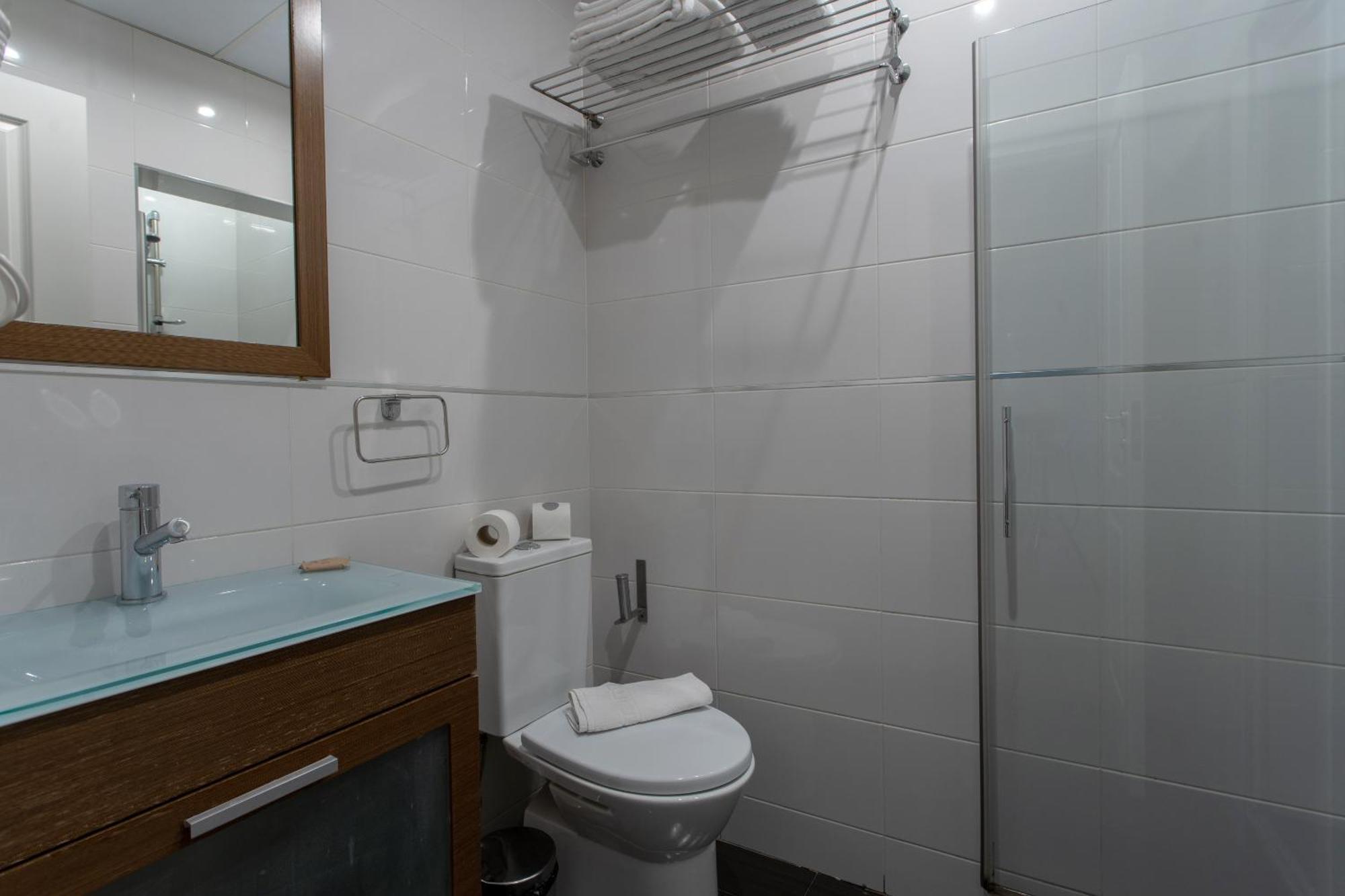 Apartment Nickel
