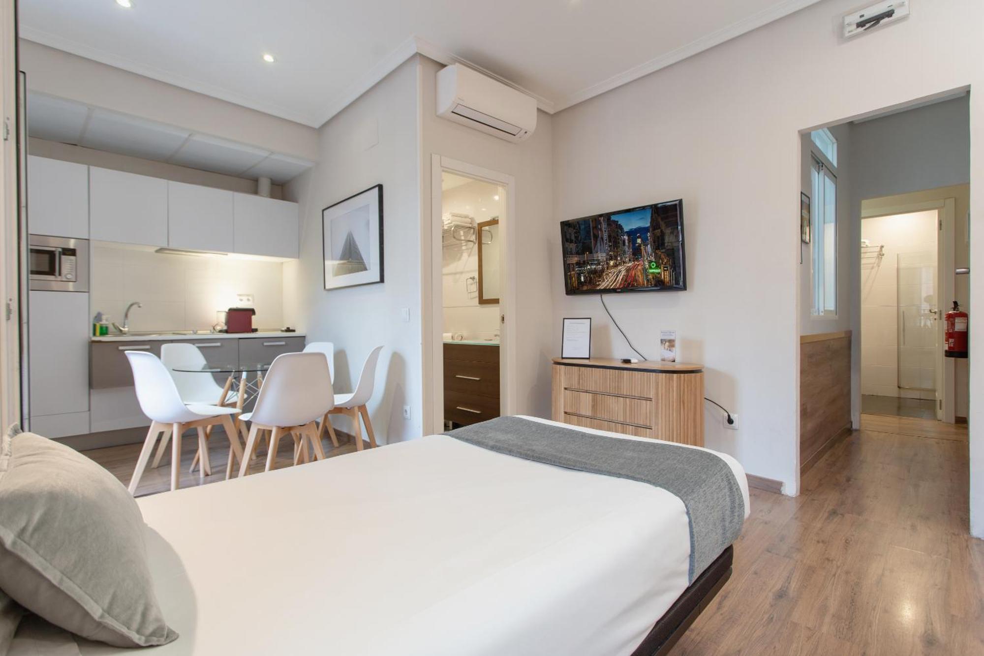 Nickel Apartment *