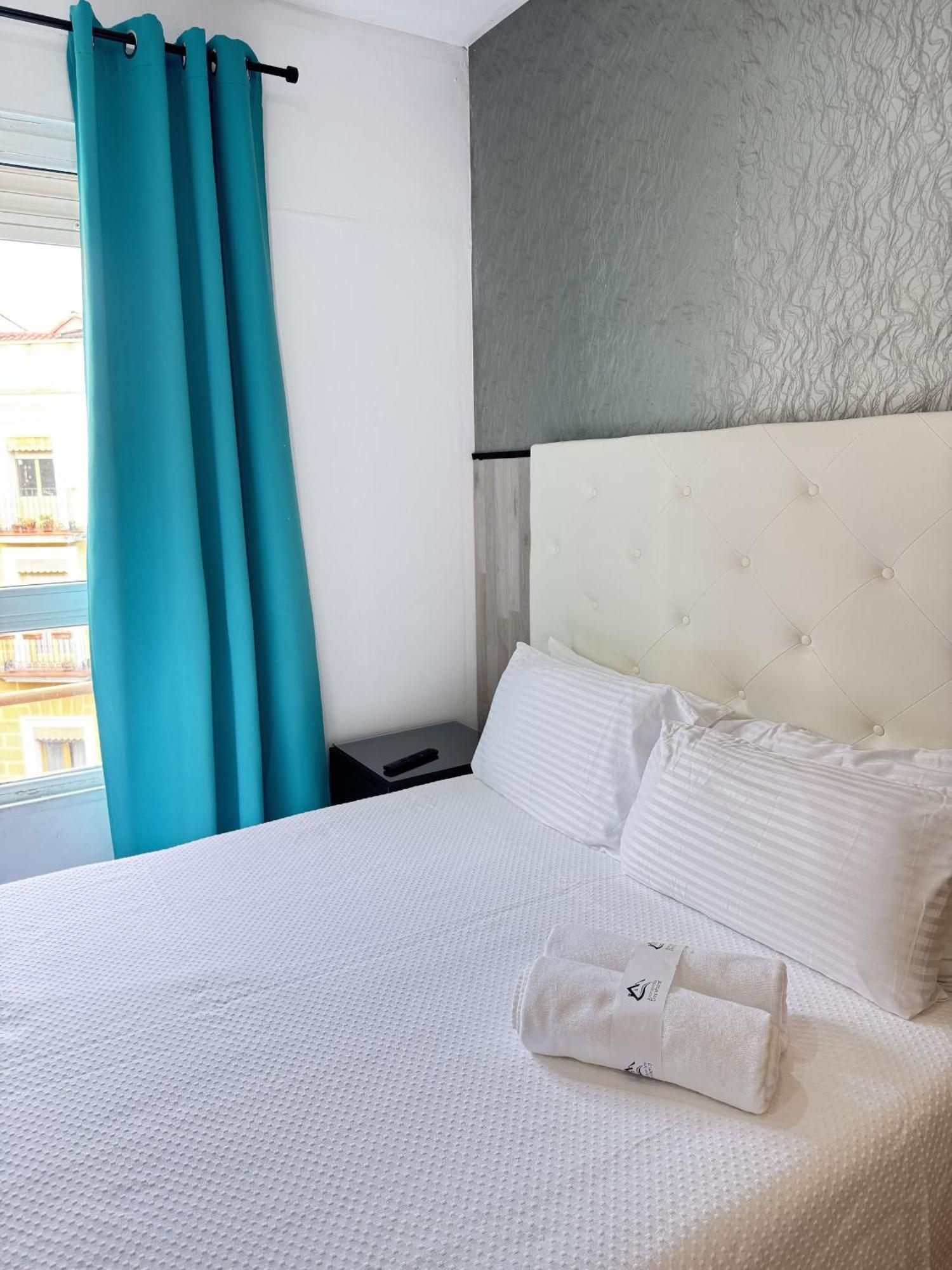 Apartment Day Ildefonso Centro Gran Via Sol Malasana Madrid