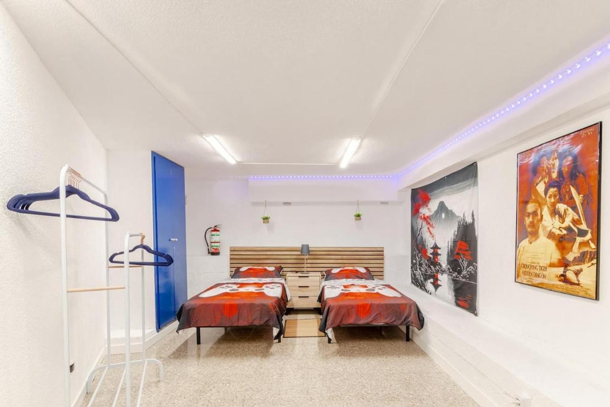 The Silk Road Apartment