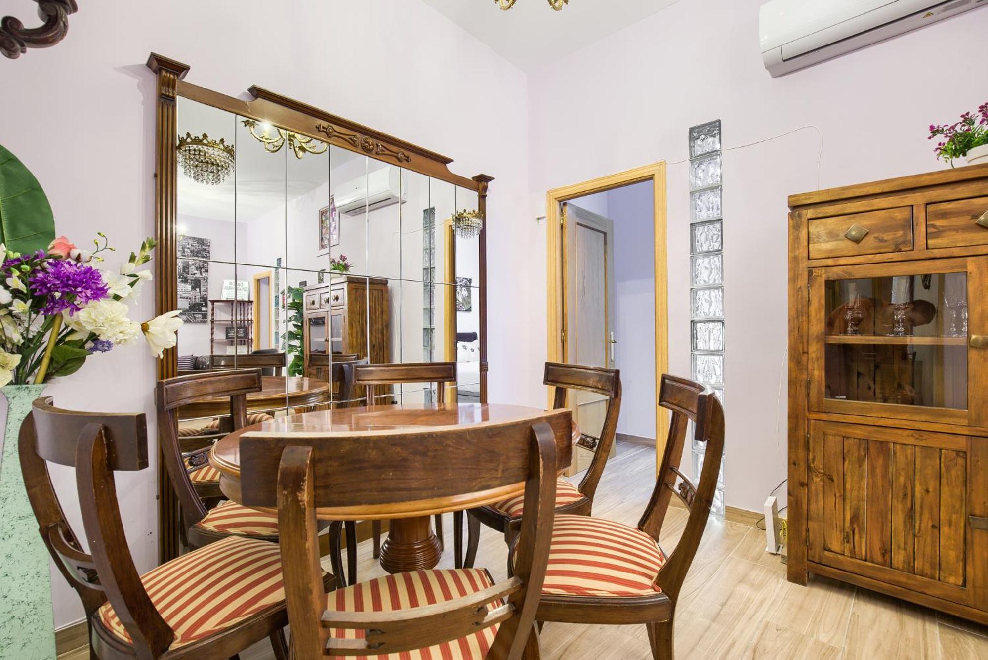 Apartment Charming Tirso De Molina *