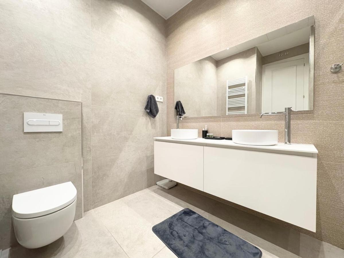 Alcala Gate Exquisite Luxury Seasonal Apartment *