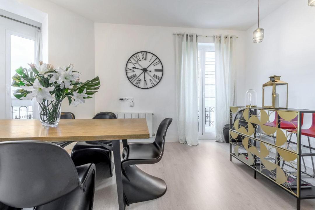 3 Bedrooms 2 Bathrooms Furnished - Salamanca - Modern And Bright - Mintystay