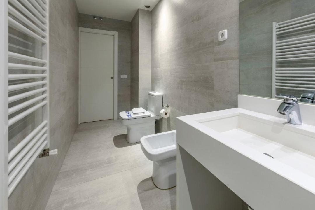 3 Bedrooms 2 Bathrooms Furnished - Salamanca - Modern And Bright - Mintystay Madrid