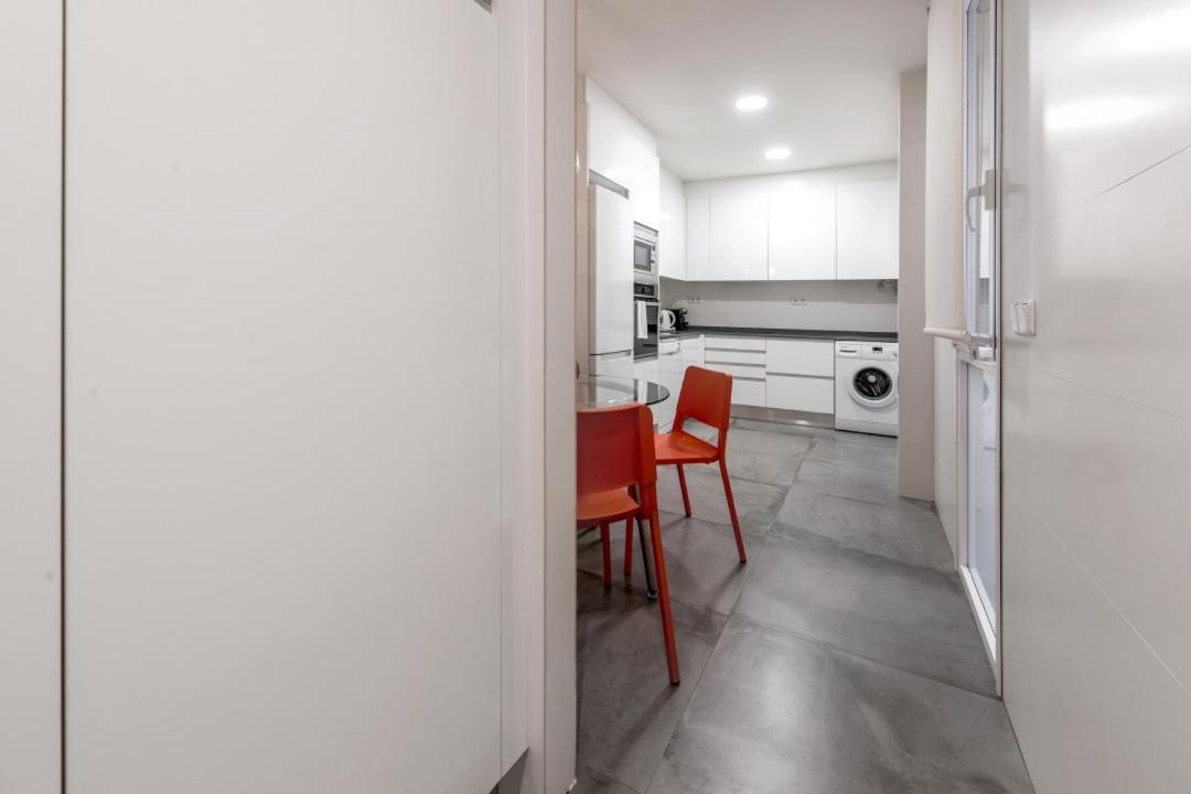 3 Bedrooms 2 Bathrooms Furnished - Salamanca - Modern And Bright - Mintystay * Madrid