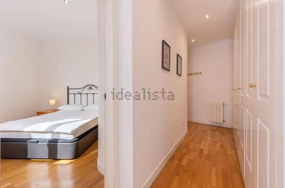 Apartment Charming, Bright And *