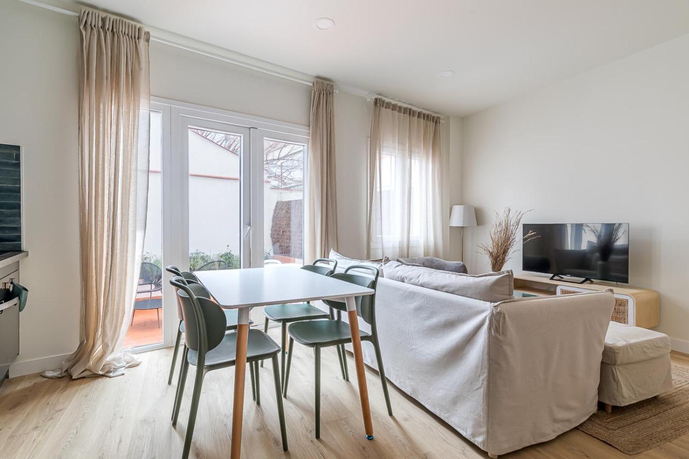 Caterina Plaza Castilla Apartment