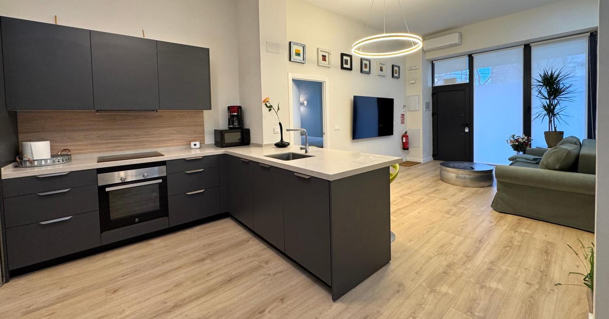 Apartment Luxury Wifi Ac Servicios En La Puerta