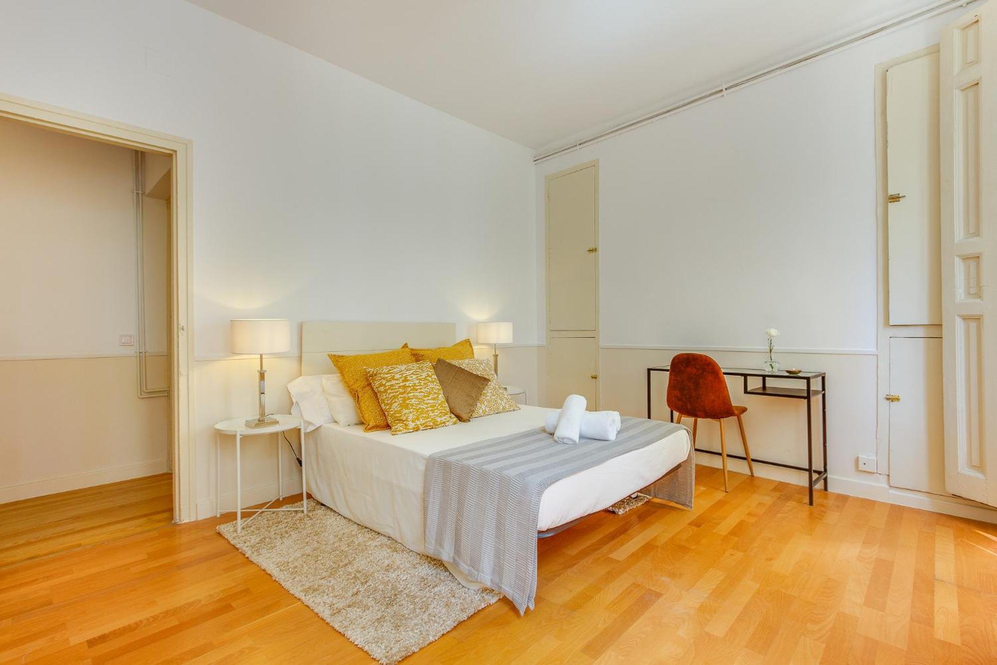 Amplias En El Corazon De - Plaza De Espana Guest house *