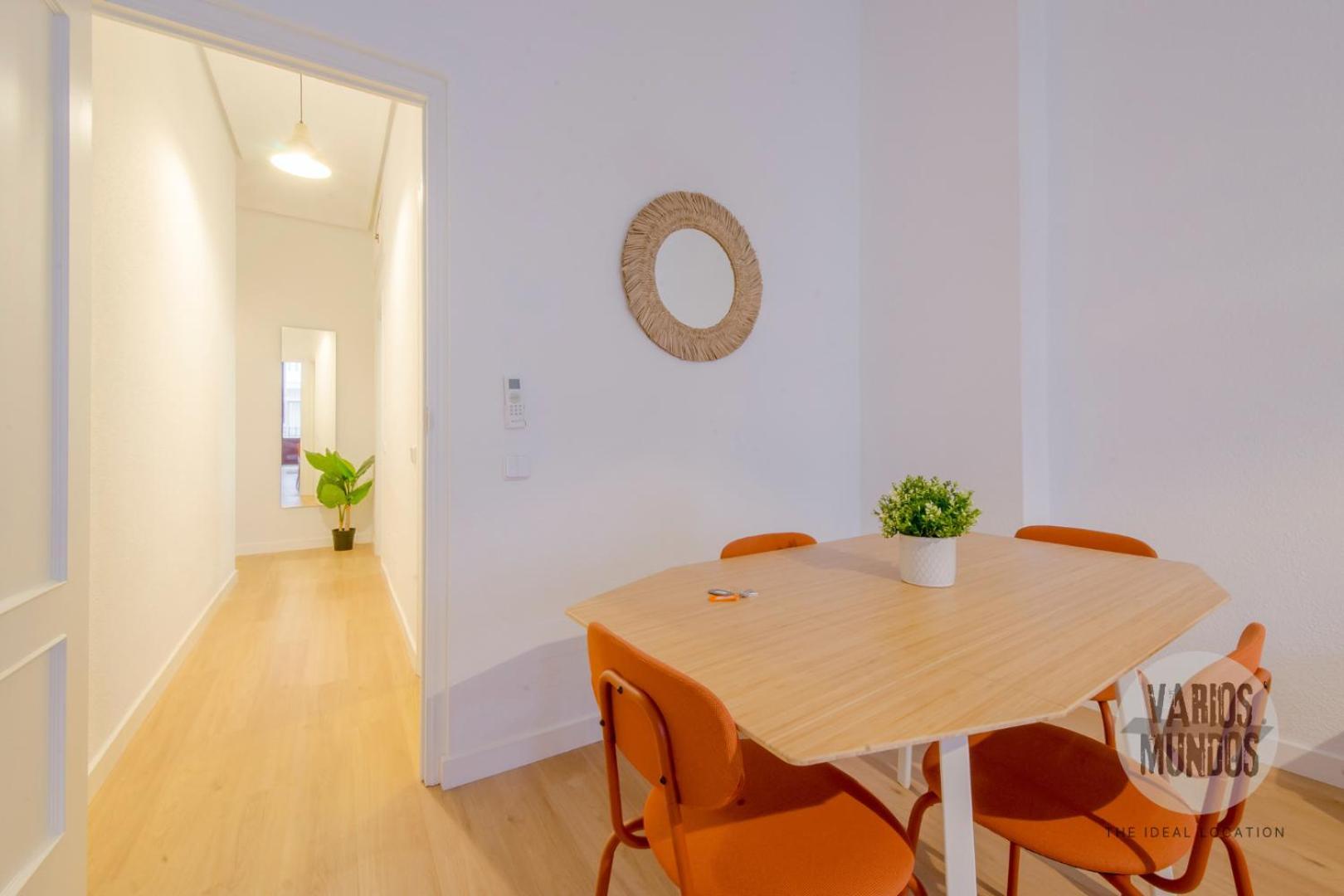 A Tus Pies 4, Carretas 25 Apartamento Madri
