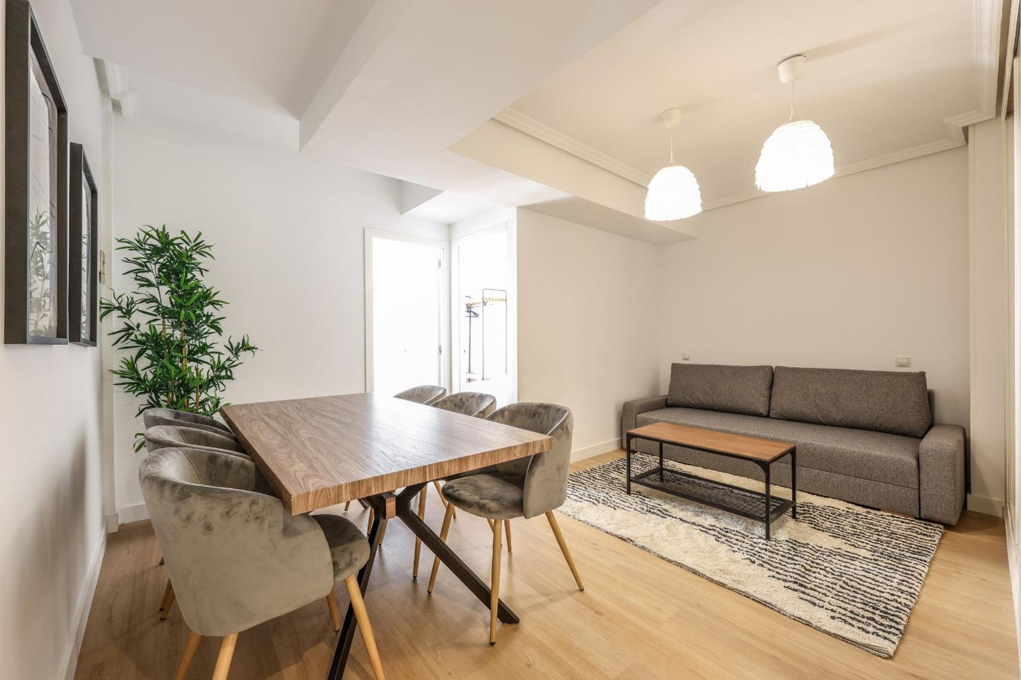 Apartment Reformados 6 Personas En Lavapies Alquiler Temporal