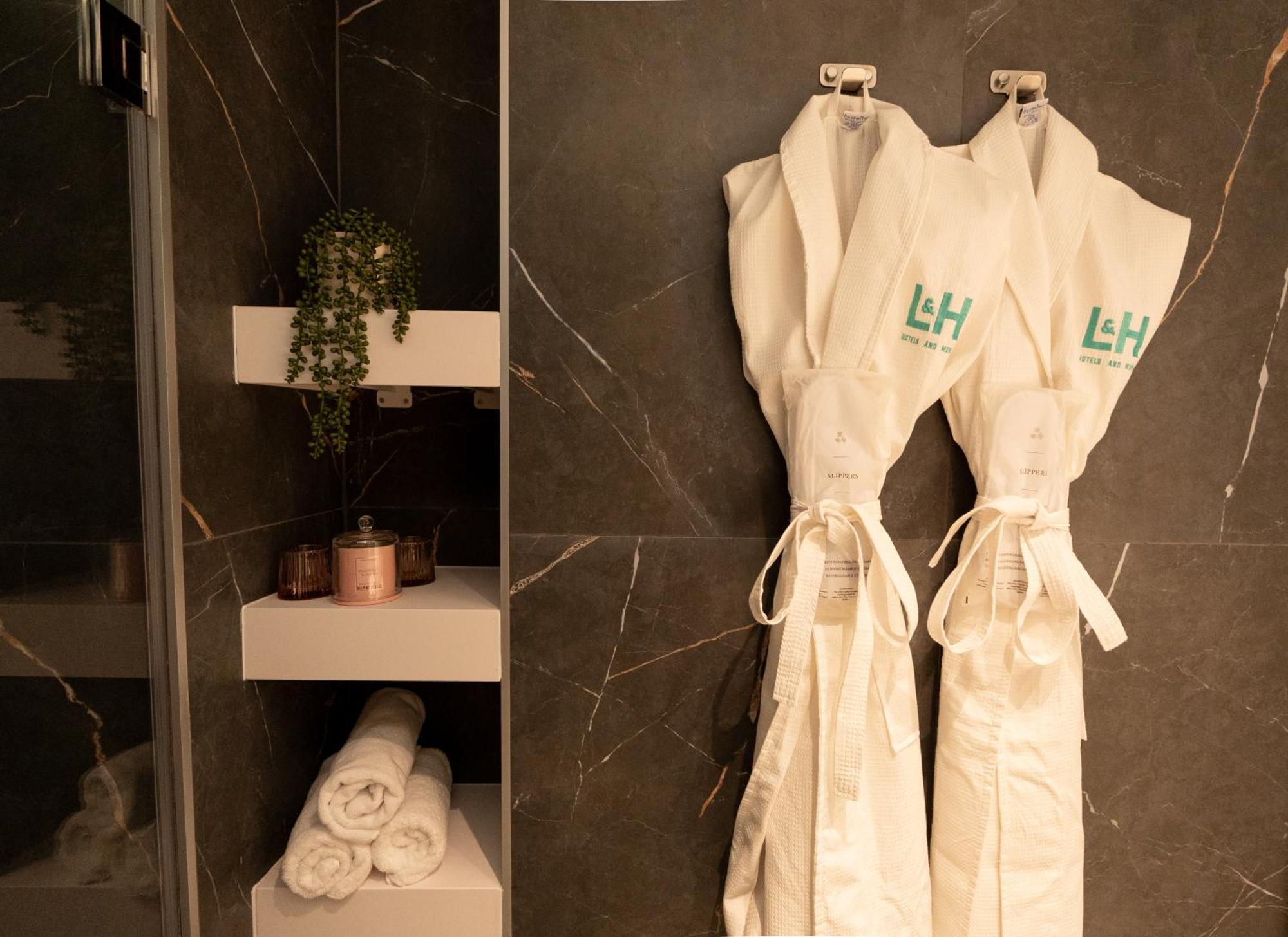 L&h Callao Selection Adults Only Guest house