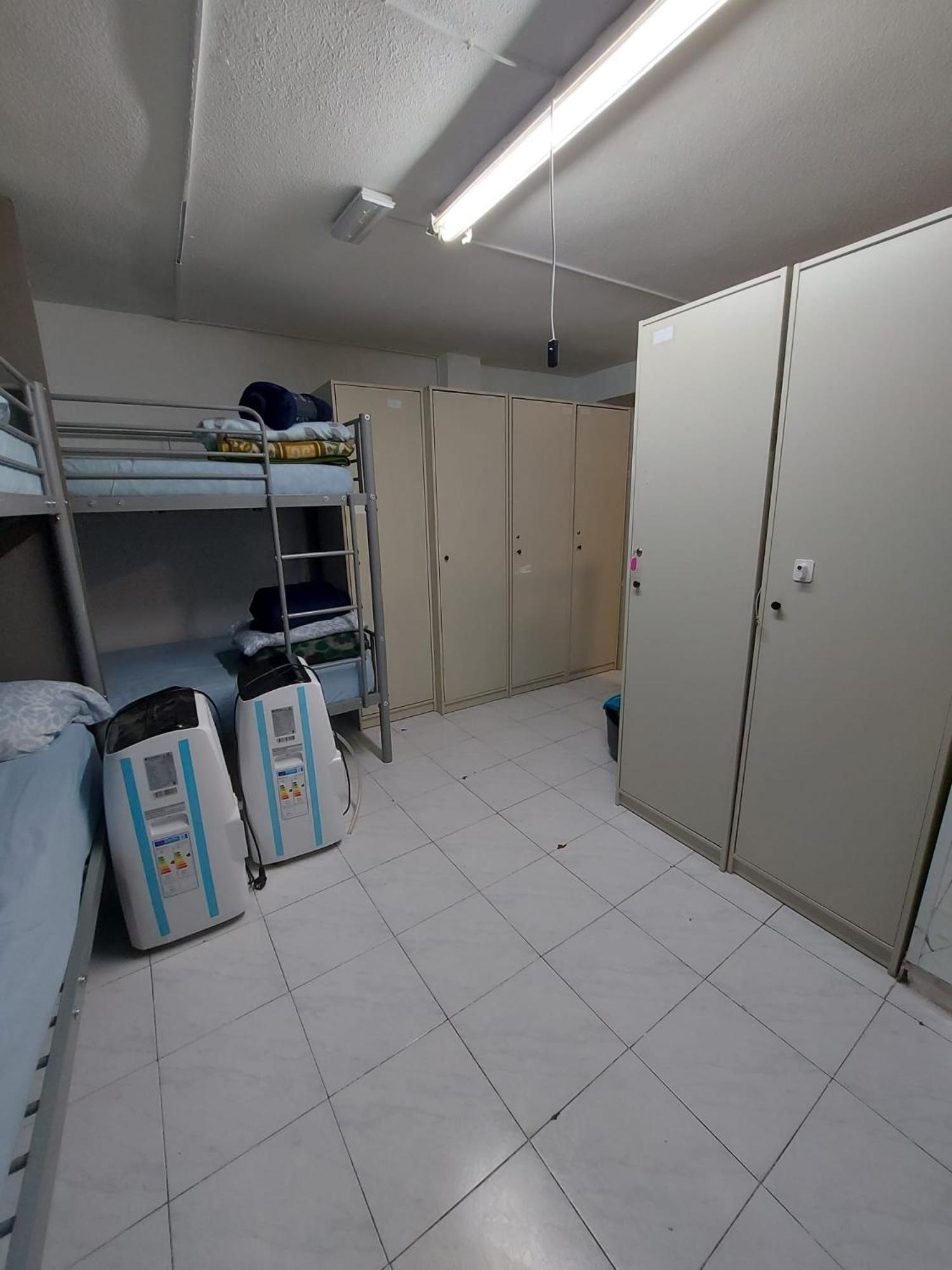 Bernabeu A 15 Minutos Hostal