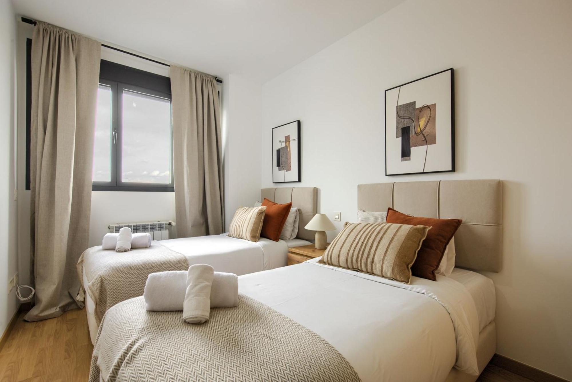 Real Apartment *
