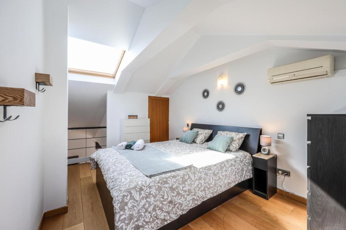 Apartment Penthouse Duplex With Terrace In Alcala Madrid