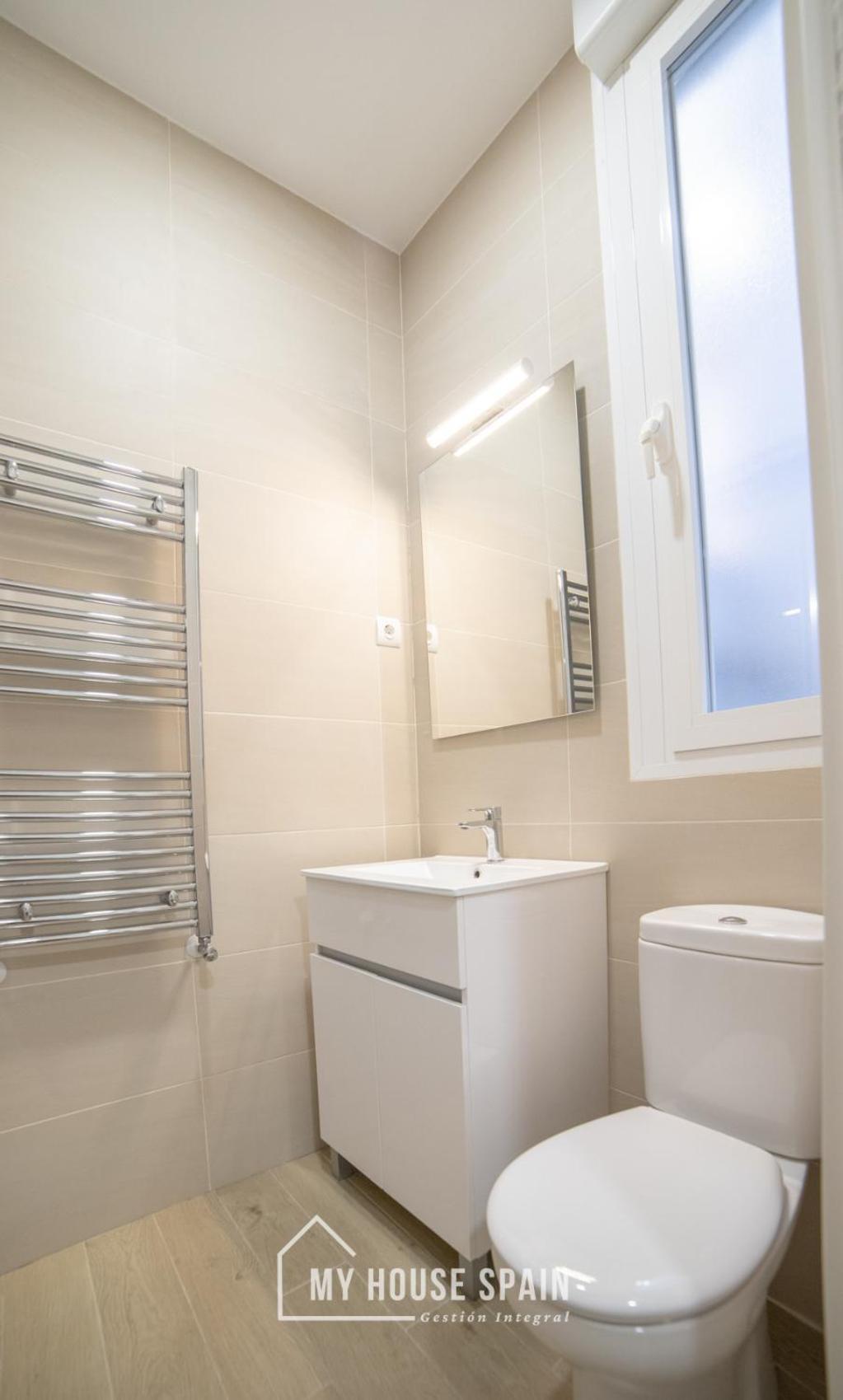 Myhousespain - Acogedor Piso Con Patio En Chamberi Apartment *