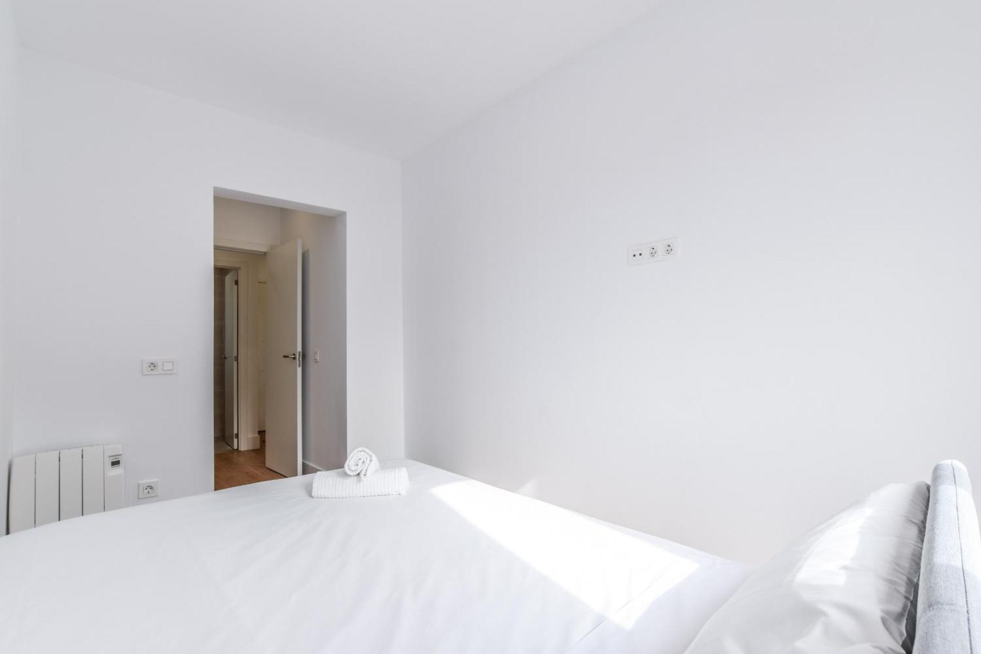 Apartamento Reformados En Metro Pacifico Alquiler Temporal Madrid