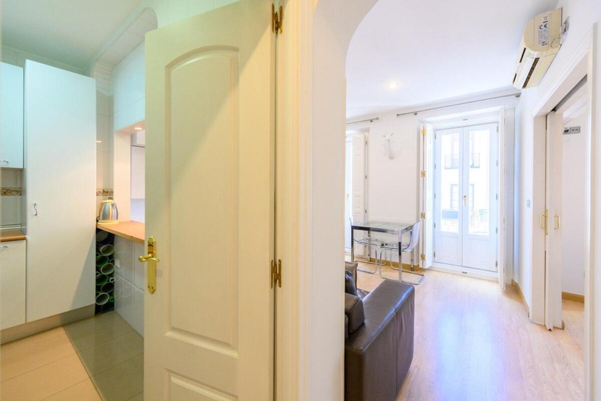 Apartment For Lovely Tempotal Centro Sbe282d Madrid