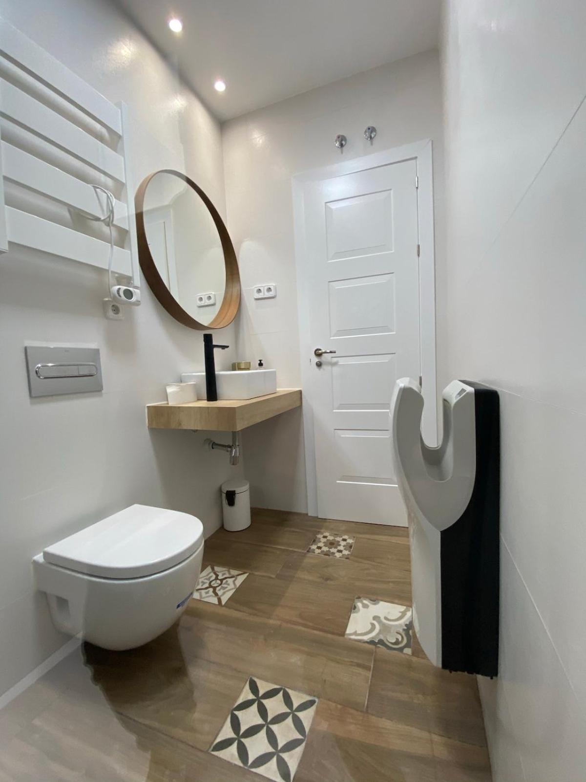Entire In The Center - 10 Pax Apartment Madrid
