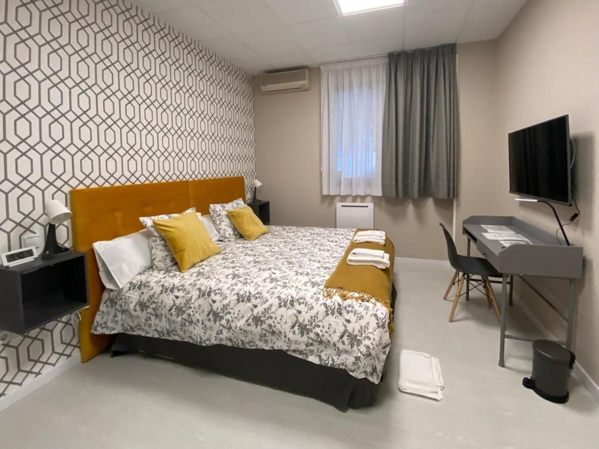 Apartment Private For 2 People - 2 Madrid