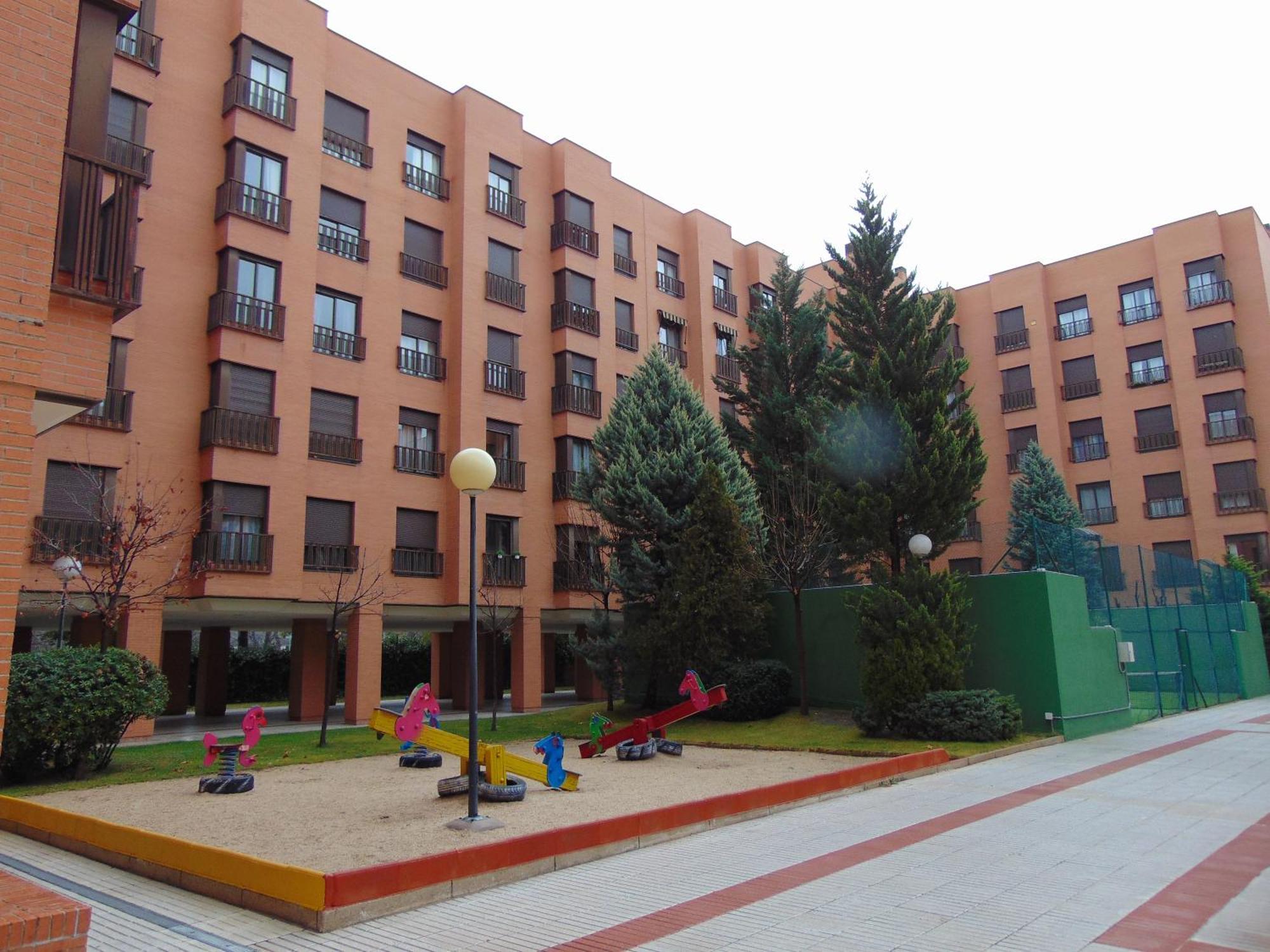 Airport Plenilunio Beige Apartment *